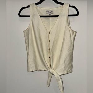 Textured Tank Top With Button and Tie